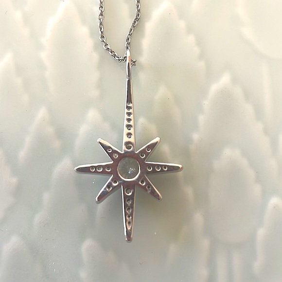 Brilliant Silver & Crystal Necklace - Picture 4 of 5